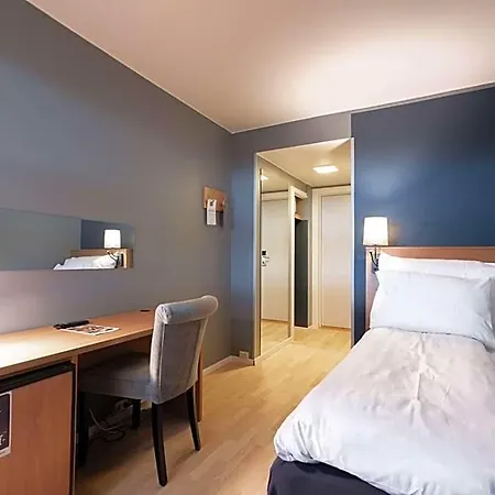 Hotel Scandic 3*